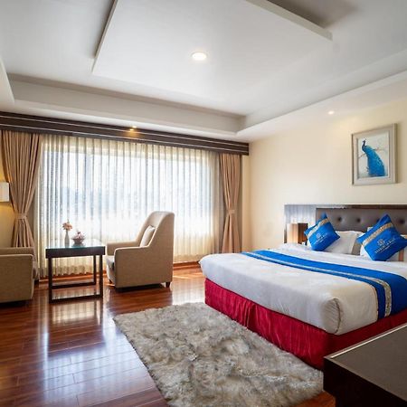 Shangrila Blu Hotel Lalitpur Exterior foto
