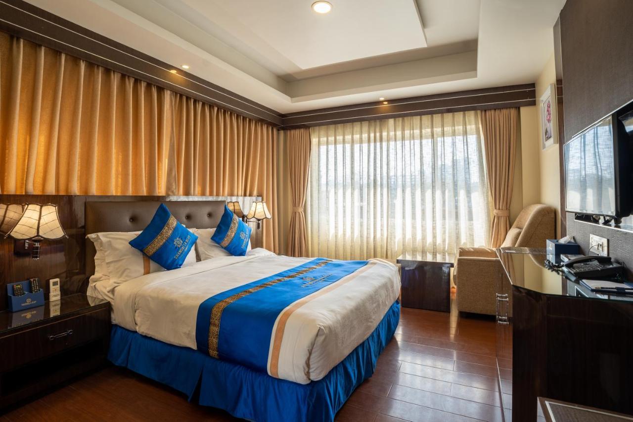 Shangrila Blu Hotel Lalitpur Exterior foto